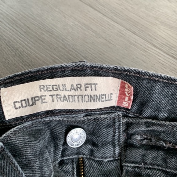 Black Levi Jeans - Picture 3 of 4